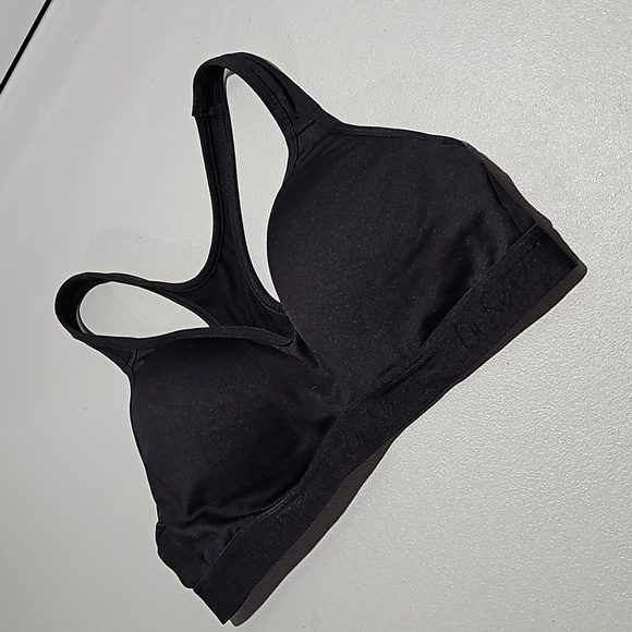 La Senza small black sports bra - Picture 2 of 7